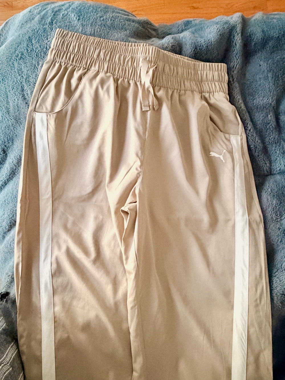 Puma Beige Wide-Leg Track Pants with White Side Stripes - Picture 3 of 6